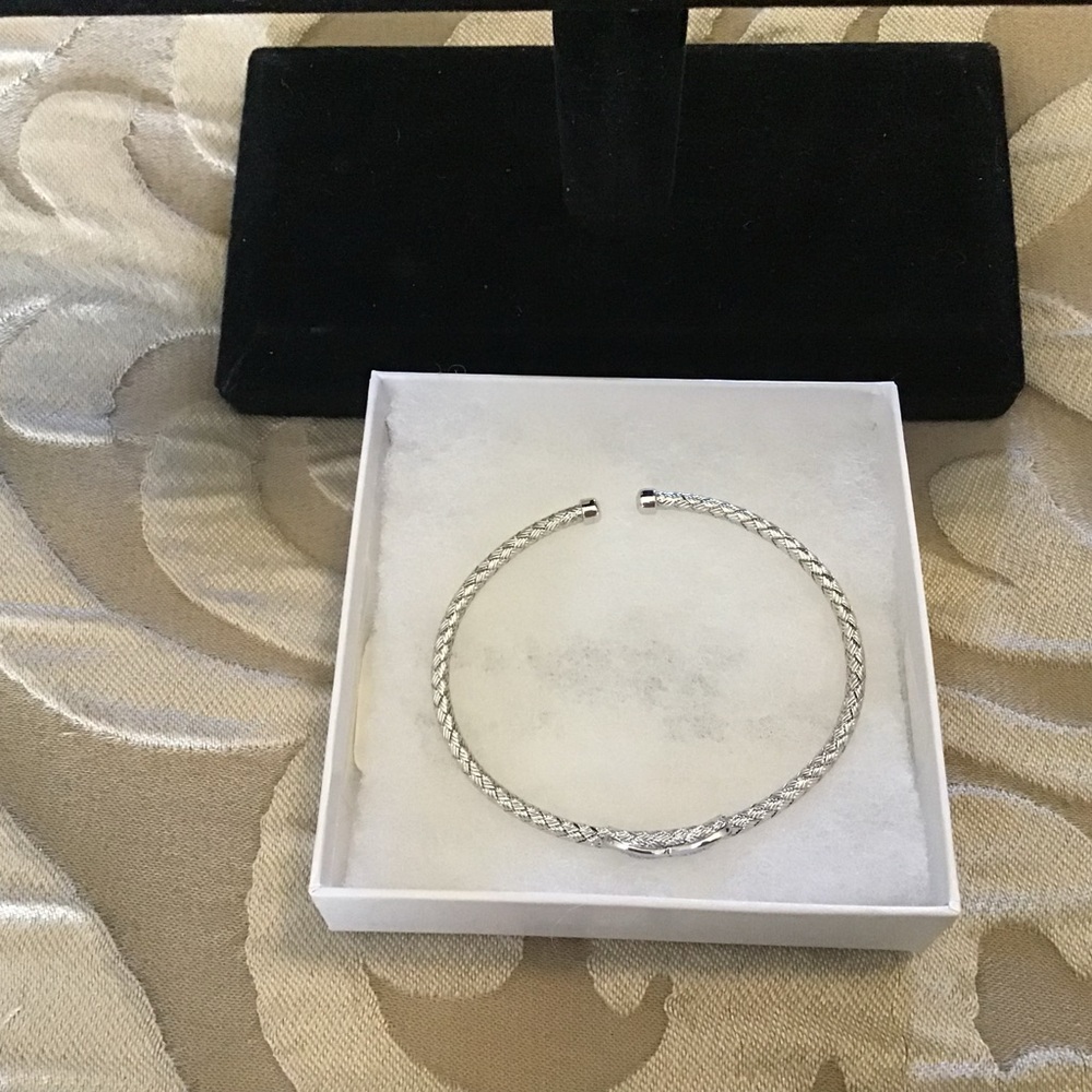 Elegant Silver Bracelet